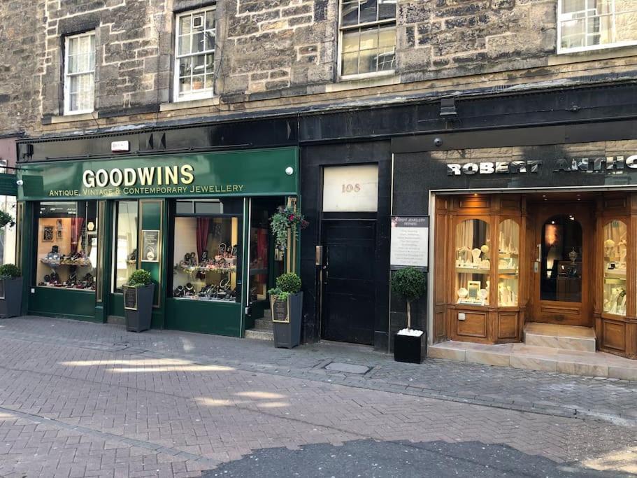 Charm & Character On Historic Rose Street Lägenhet Edinburg Exteriör bild